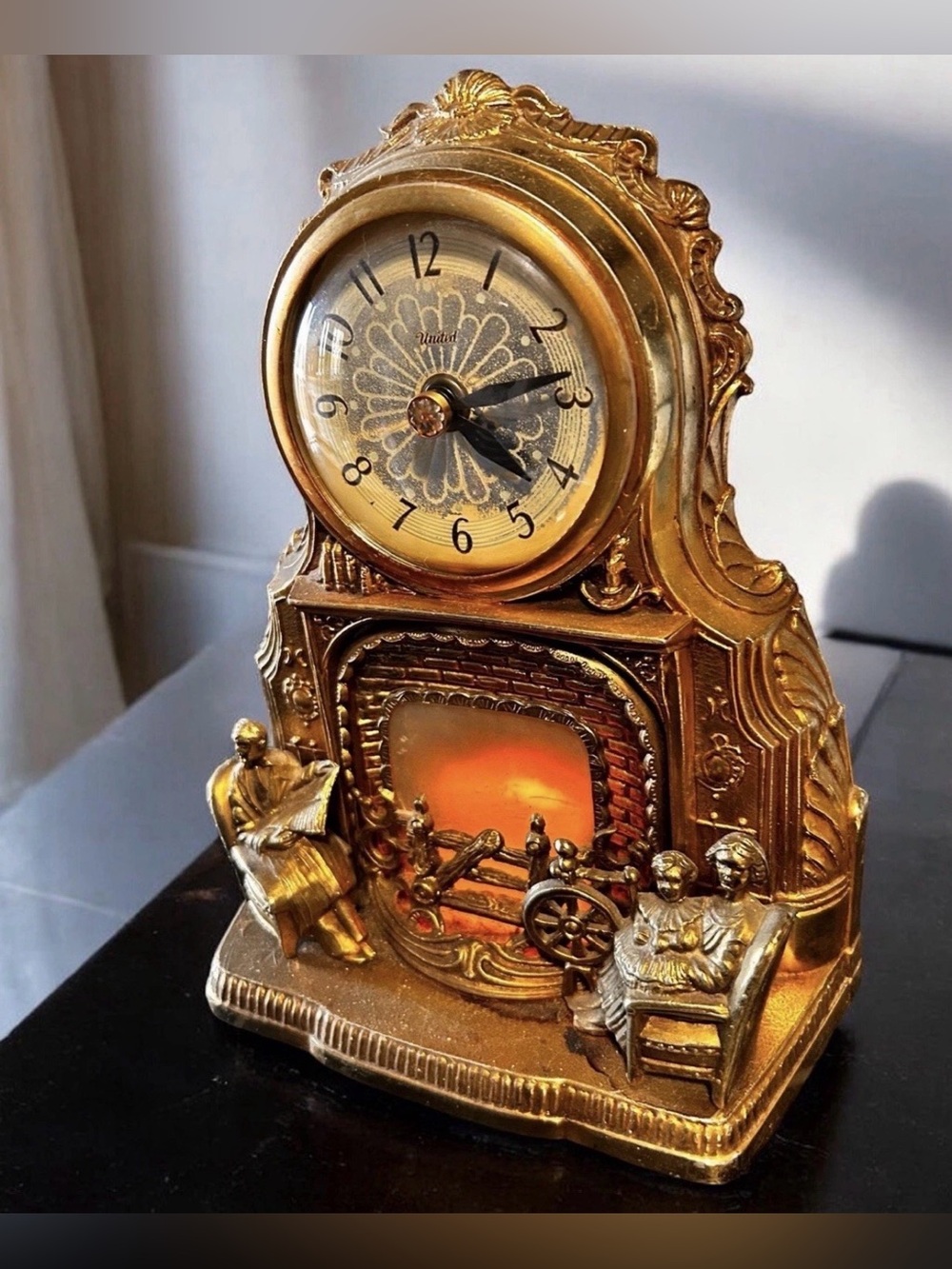 Vintage United Clock Corp. No. 422 Electric 120v - Clock Does Not work